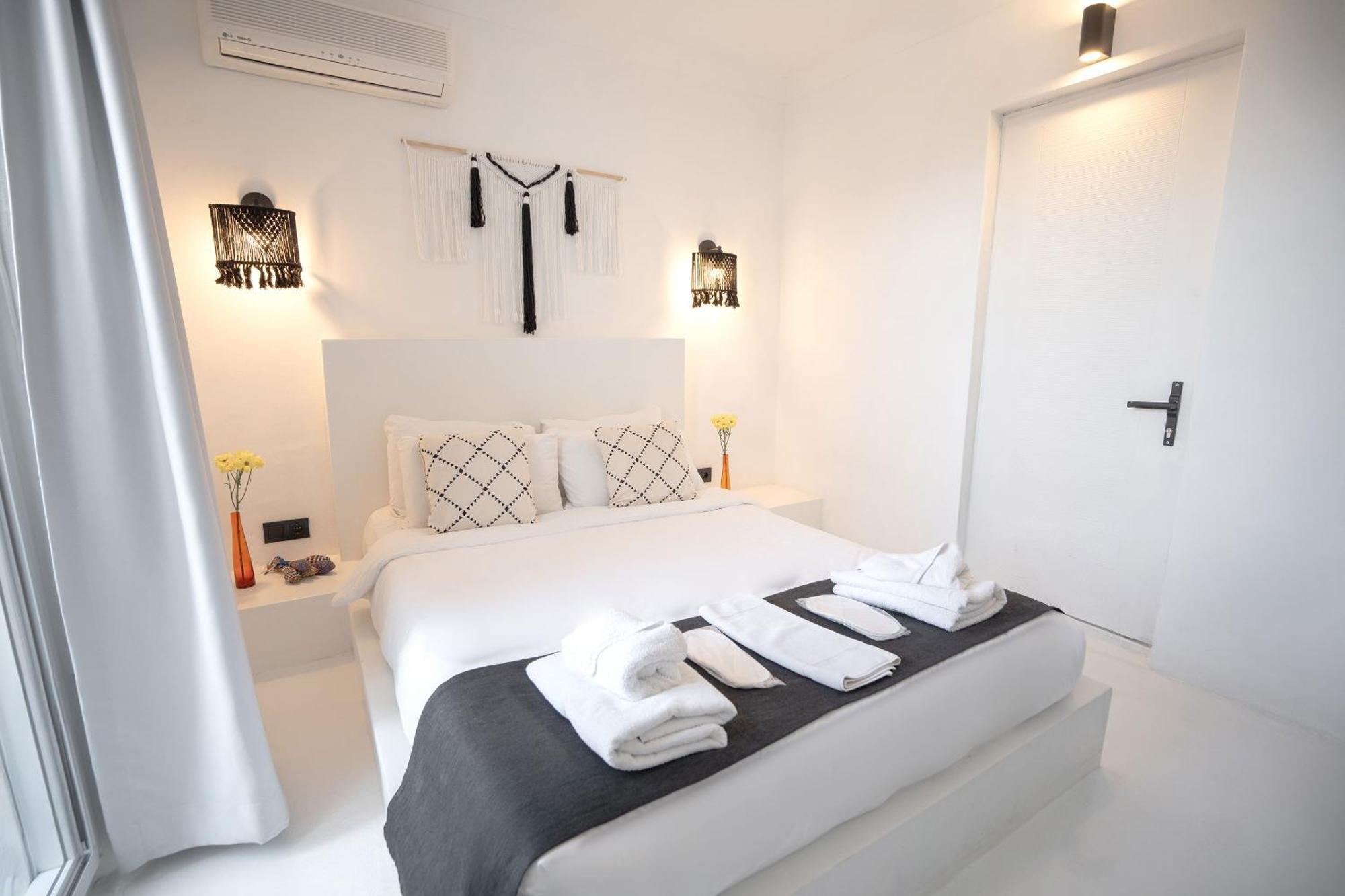Camlik 87 Hotel Ayvalik Exterior photo