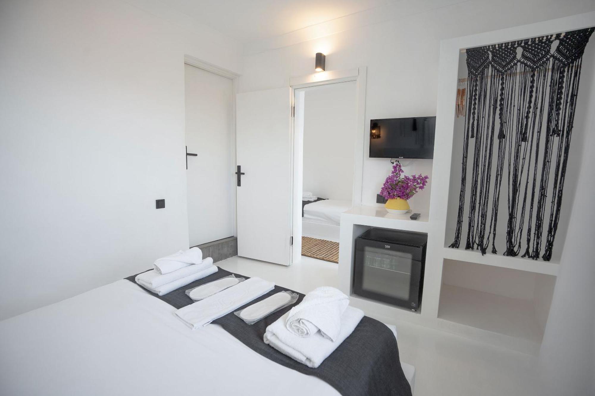 Camlik 87 Hotel Ayvalik Exterior photo