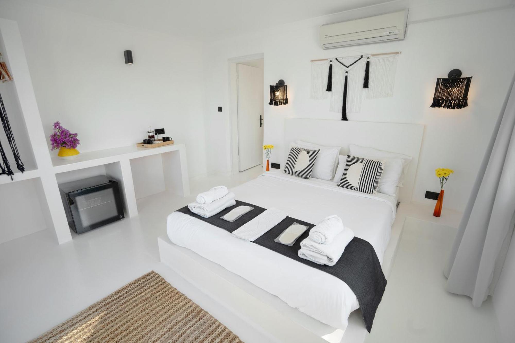 Camlik 87 Hotel Ayvalik Exterior photo